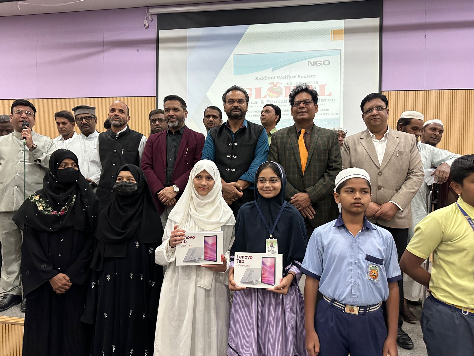 Prizes distributed to students in the 11th General Knowledge Exam