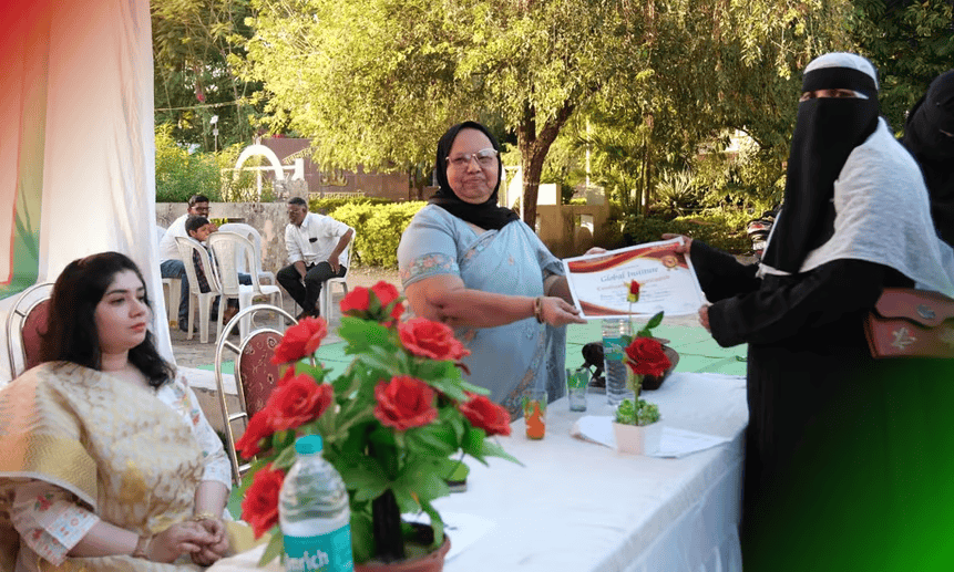 Empowering Women: The Impact of Siddiqui Welfare Society’s Sewing Machine Distribution and Tailoring Classes - view 1